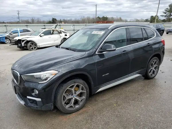 WBXHT3C36J5F90927 2018 BMW X1 - Image 1
