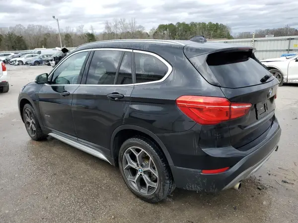 WBXHT3C36J5F90927 2018 BMW X1 - Image 2