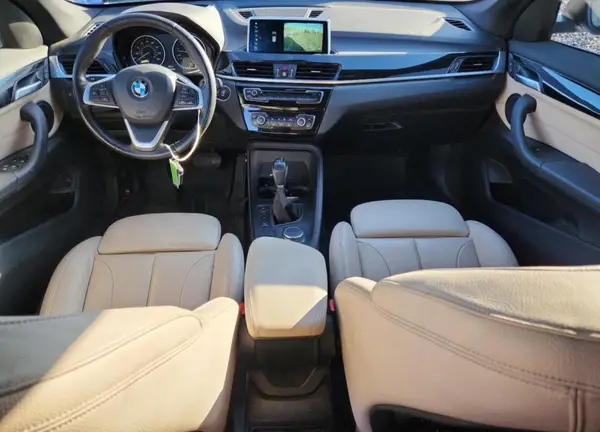WBXHT3C36J5F91298 2018 BMW X1 - Image 8