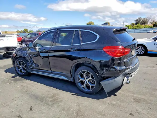WBXHT3C36J5K20462 2018 BMW X1 - Image 2
