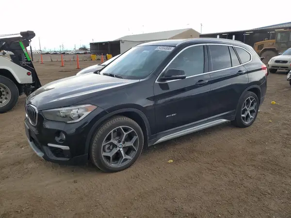 WBXHT3C36J5K21742 2018 BMW X1 - Image 1