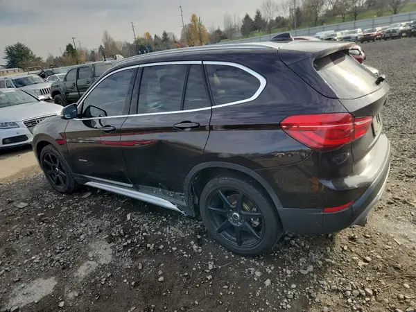 WBXHT3C36J5K22213 2018 BMW X1 - Image 2