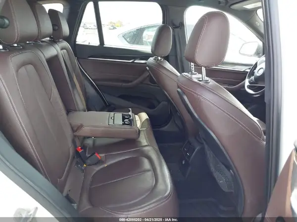 WBXHT3C36J5K23216 2018 BMW X1 - Image 8