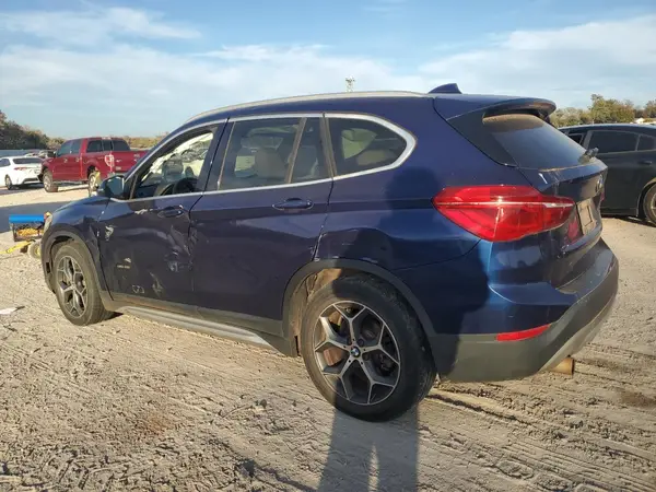 WBXHT3C36J5K25466 2018 BMW X1 - Image 2