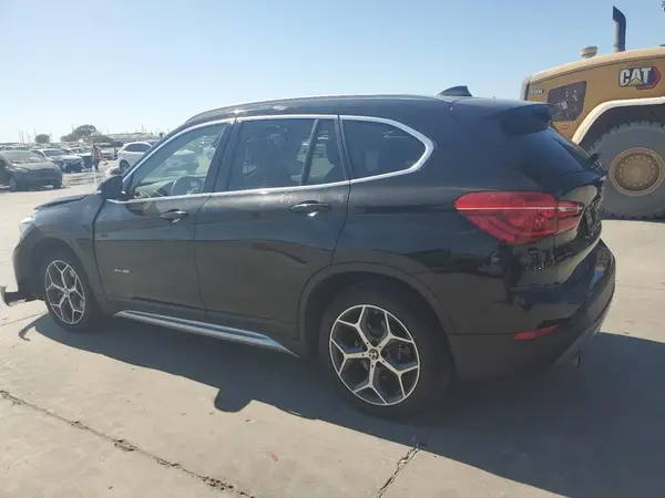 WBXHT3C36J5K25497 2018 BMW X1 - Image 2