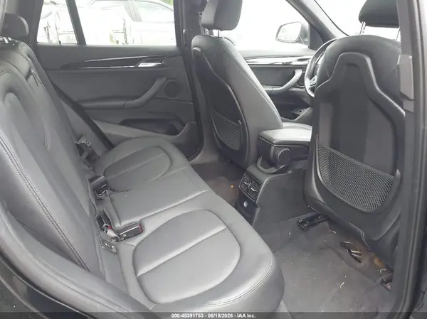 WBXHT3C36J5K25869 2018 BMW X1 - Image 8