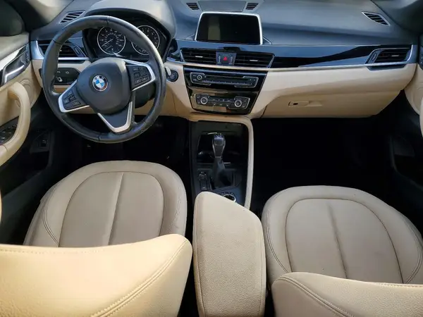 WBXHT3C36J5K26147 2018 BMW X1 - Image 8