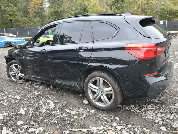 WBXHT3C36J5K26164 2018 BMW X1 - Image 2