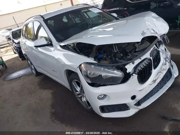 WBXHT3C36J5K26486 2018 BMW X1 - Image 1