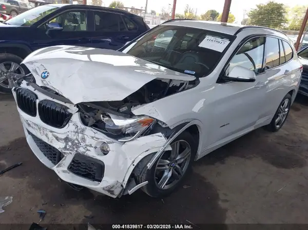 WBXHT3C36J5K26486 2018 BMW X1 - Image 2