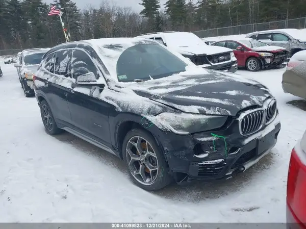 WBXHT3C36J5K28335 2018 BMW X1 - Image 1