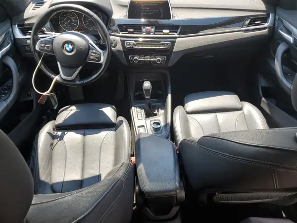WBXHT3C36J5K29453 2018 BMW X1 - Image 8