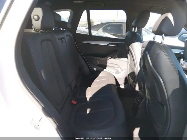 WBXHT3C36J5K30649 2018 BMW X1 - Image 8