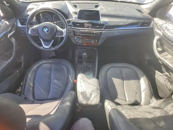 WBXHT3C36J5K31137 2018 BMW X1 - Image 8