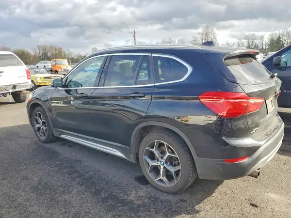 WBXHT3C36J5L27043 2018 BMW X1 - Image 2