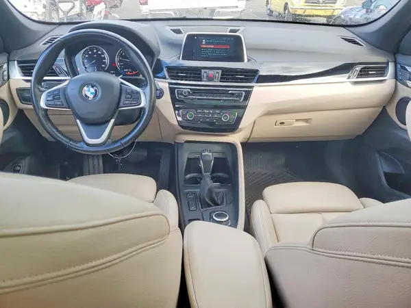 WBXHT3C36J5L27043 2018 BMW X1 - Image 8