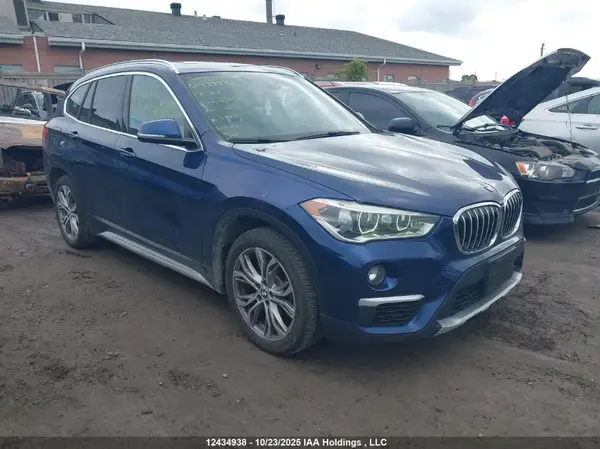 WBXHT3C36J5L29018 2018 BMW X1 - Image 1