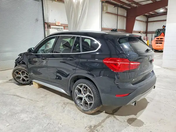 WBXHT3C36J5L29584 2018 BMW X1 - Image 2