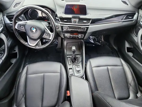 WBXHT3C36J5L33974 2018 BMW X1 - Image 8