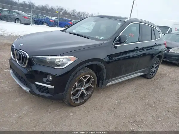 WBXHT3C36J5L35174 2018 BMW X1 - Image 2