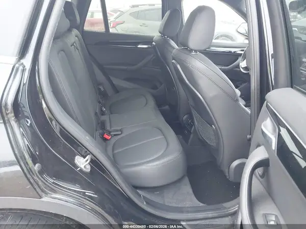 WBXHT3C36J5L35174 2018 BMW X1 - Image 8