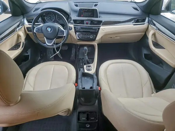 WBXHT3C37G5E54069 2016 BMW X1 - Image 8