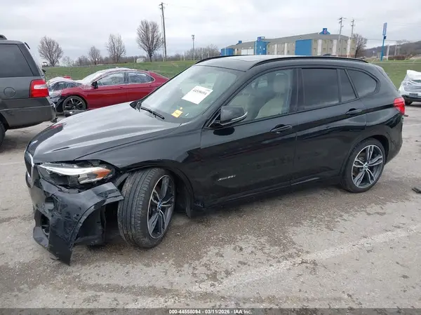 WBXHT3C37G5E54900 2016 BMW X1 - Image 2
