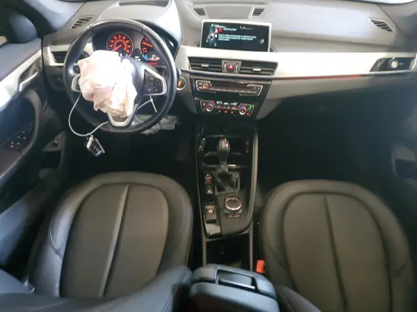 WBXHT3C37G5F66161 2016 BMW X1 - Image 8