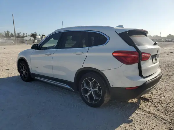 WBXHT3C37G5F66807 2016 BMW X1 - Image 2