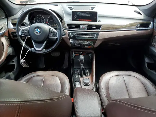 WBXHT3C37GP880247 2016 BMW X1 - Image 8
