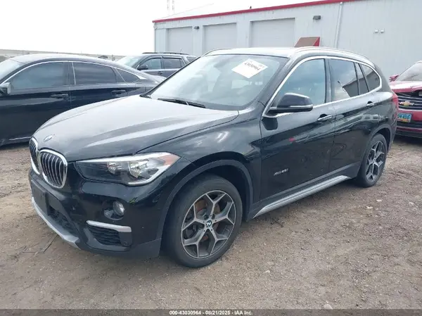 WBXHT3C37GP882595 2016 BMW X1 - Image 2