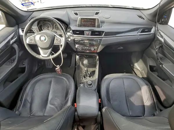 WBXHT3C37GP884895 2016 BMW X1 - Image 8