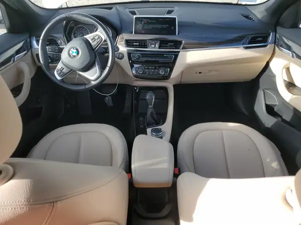 WBXHT3C37GP885531 2016 BMW X1 - Image 8