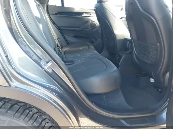 WBXHT3C37GP885996 2016 BMW X1 - Image 8