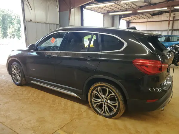 WBXHT3C37GP886940 2016 BMW X1 - Image 2