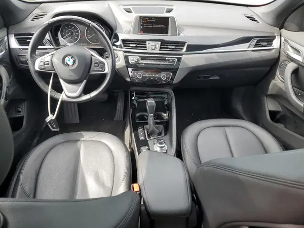 WBXHT3C37GP888364 2016 BMW X1 - Image 8