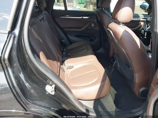 WBXHT3C37GP888431 2016 BMW X1 - Image 8