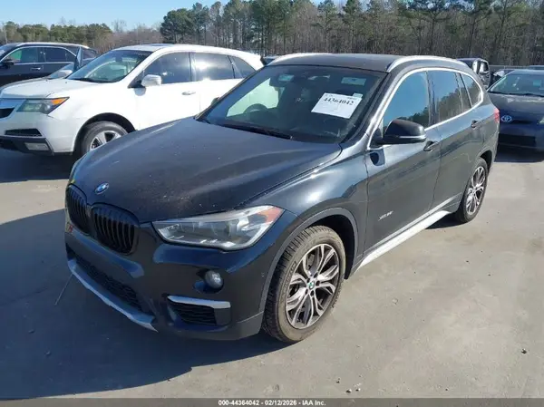 WBXHT3C37GP889739 2016 BMW X1 - Image 2