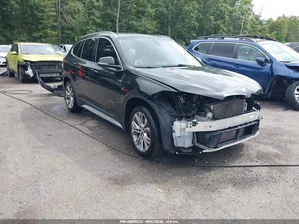 WBXHT3C37GP889871 2016 BMW X1 - Image 1