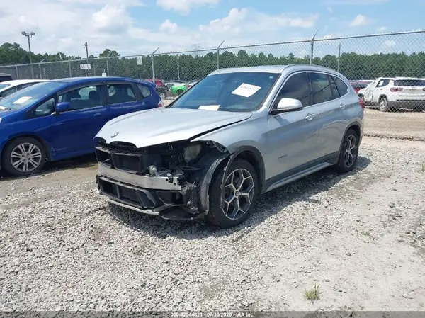 WBXHT3C37H5F69174 2017 BMW X1 - Image 2
