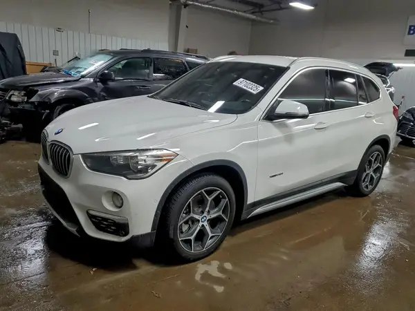 WBXHT3C37H5F69191 2017 BMW X1 - Image 1