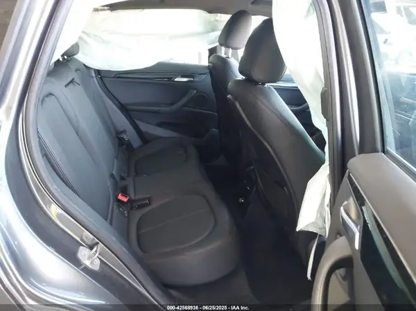 WBXHT3C37H5F69207 2017 BMW X1 - Image 8