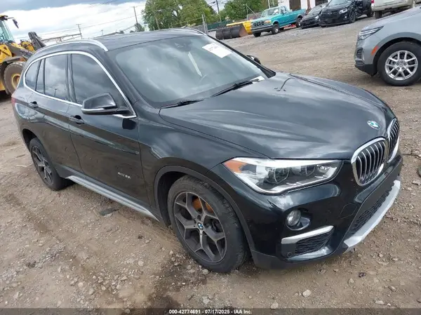 WBXHT3C37H5F69935 2017 BMW X1 - Image 1