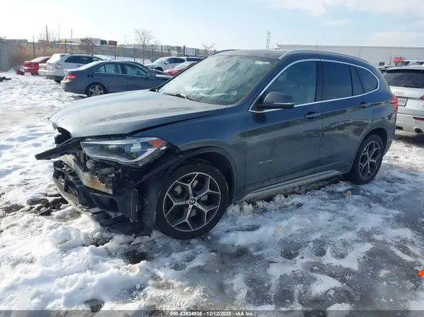 WBXHT3C37H5F70342 2017 BMW X1 - Image 2