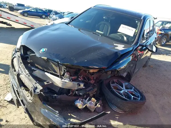 WBXHT3C37H5F71829 2017 BMW X1 - Image 2