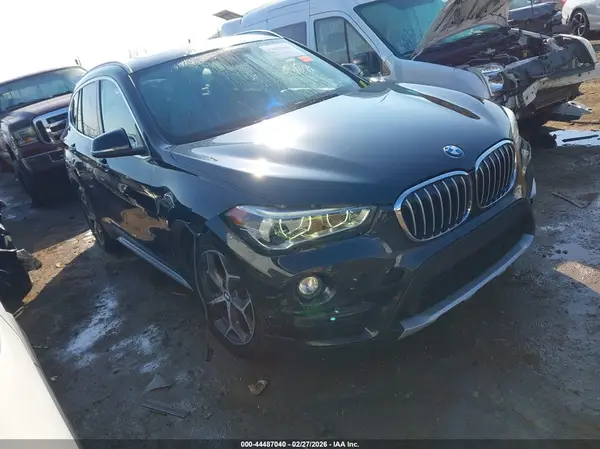 WBXHT3C37H5F71846 2017 BMW X1 - Image 1