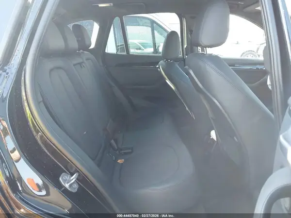 WBXHT3C37H5F71846 2017 BMW X1 - Image 8