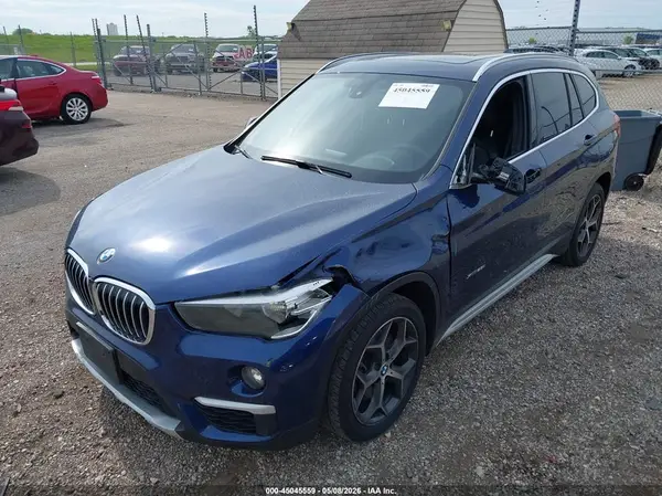 WBXHT3C37H5F71930 2017 BMW X1 - Image 2
