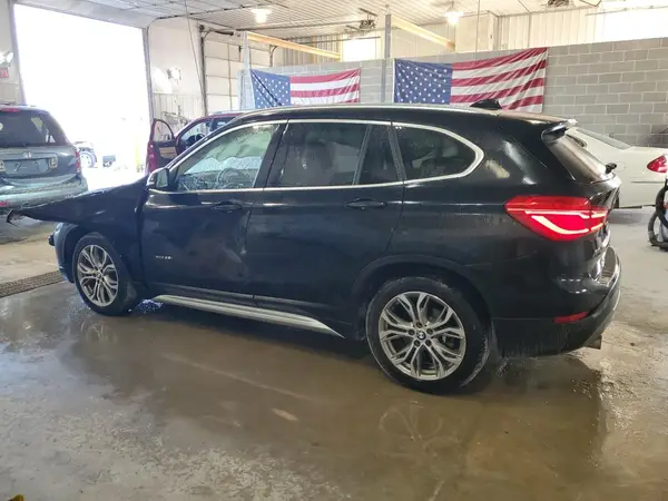 WBXHT3C37H5F71975 2017 BMW X1 - Image 2