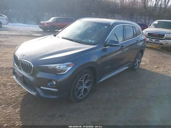 WBXHT3C37H5F74133 2017 BMW X1 - Image 2
